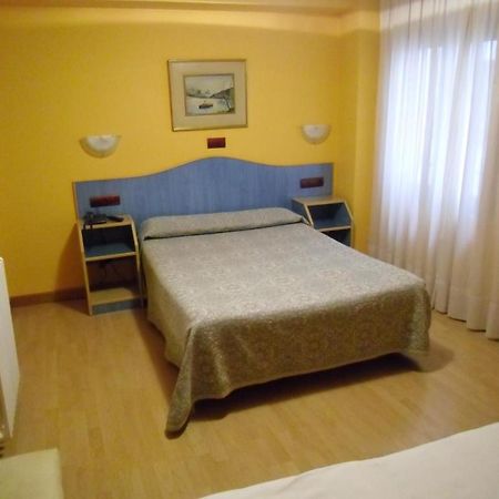 Hostal Don Suero Леон Екстер'єр фото